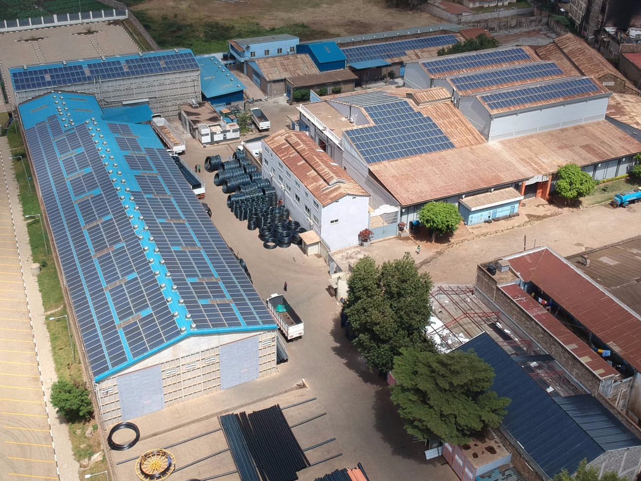 0.6 MW grid-tied | Pyramid Packaging, factory, Kenya